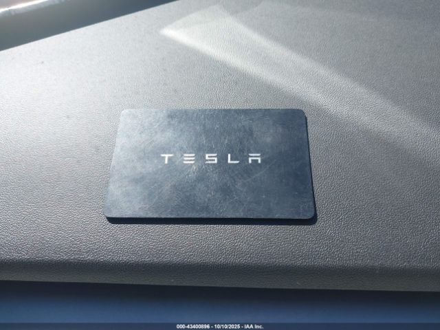 2021 TESLA MODEL Y 5YJYGDEF8MF209383 Photo 10