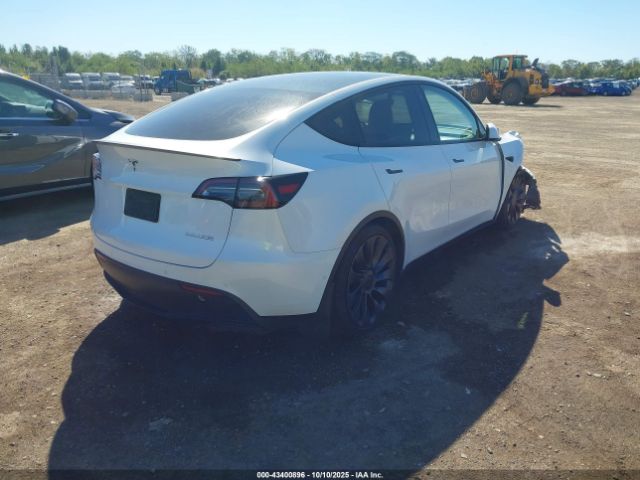 2021 TESLA MODEL Y 5YJYGDEF8MF209383 Photo 3