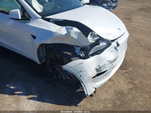 2021 TESLA MODEL Y 5YJYGDEF8MF209383 Photo 5