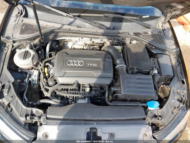 2015 AUDI A3 WAUACGFFXF1008557 Photo 9