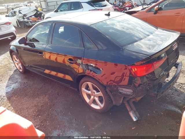 2015 AUDI A3 WAUACGFFXF1008557 Photo 2