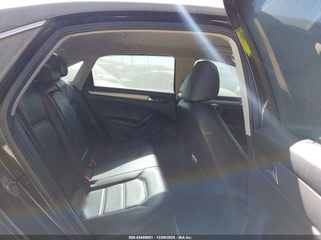 Volkswagen Passat 2014 1VWBS7A30EC105855 Image 19