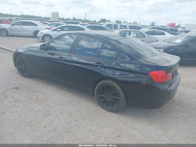 WBA3B1G54ENS78356 BMW 320i