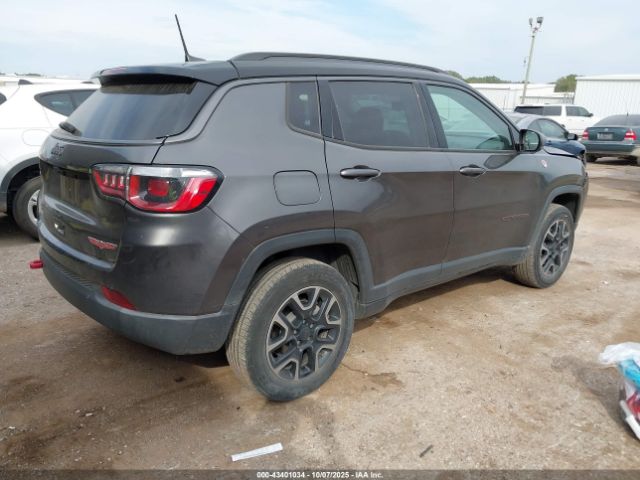 2019 JEEP COMPASS 3C4NJDDB1KT688201 Photo 3
