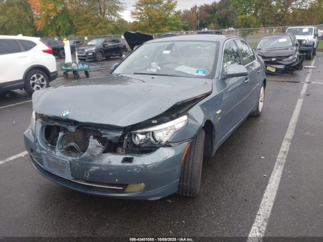 2010 BMW 528I WBANV1C50AC445405 Photo 1