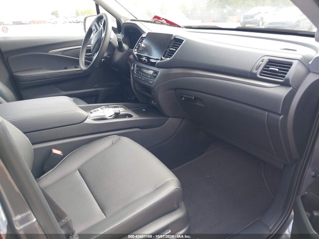 Honda j35y6 2025 5FPYK3F53SB041400 Image 5