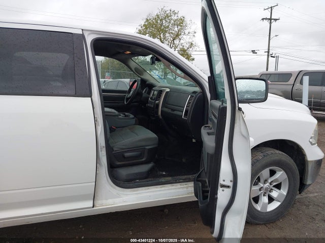 43401224 :رقم المزاد ، 1C6RR6LT1ES189220 vin ، 2014 Ram 1500 Slt مزاد بيع