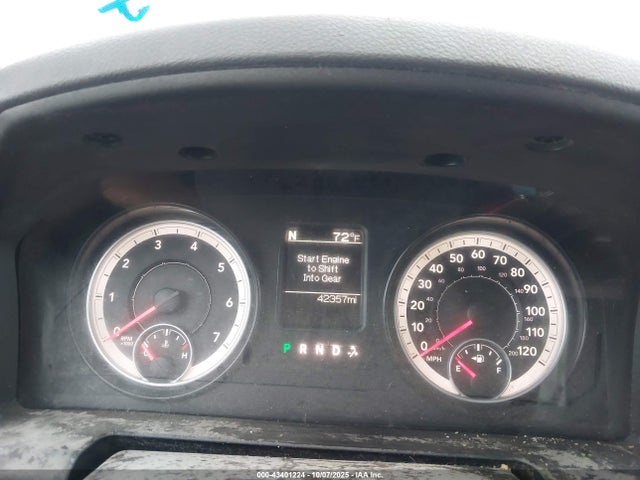 43401224 :رقم المزاد ، 1C6RR6LT1ES189220 vin ، 2014 Ram 1500 Slt مزاد بيع