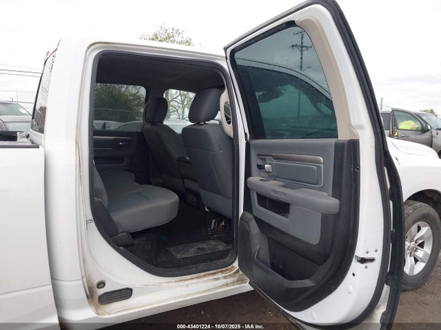 43401224 :رقم المزاد ، 1C6RR6LT1ES189220 vin ، 2014 Ram 1500 Slt مزاد بيع
