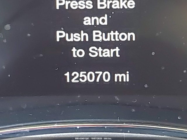 1C4RJEAGXJC382826 Jeep Grand Cherokee Laredo 4x2