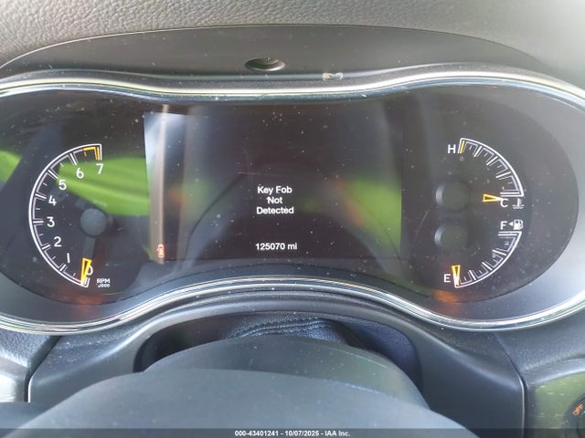 1C4RJEAGXJC382826 Jeep Grand Cherokee Laredo 4x2