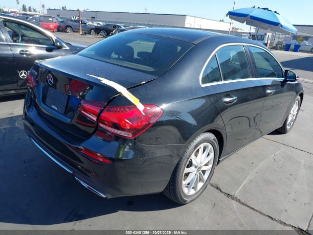 2019 MERCEDES-BENZ A 220 WDD3G4EB5KW002889 Photo 3