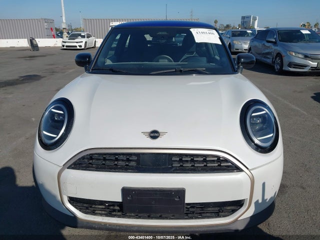 Mini Hardtop Cooper 2025 WMW13GD00S2W45606 Image 12