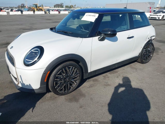 2025 MINI HARDTOP WMW13GD00S2W45606 Photo 1