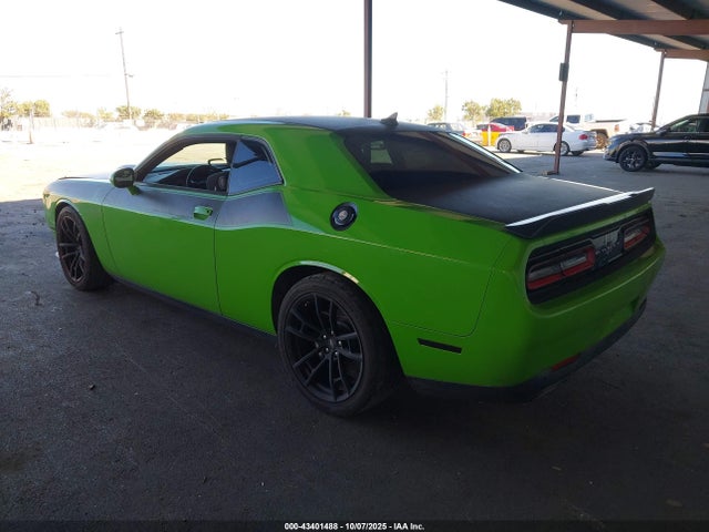 2017 DODGE CHALLENGER 2C3CDZFJ1HH632927 Photo 2