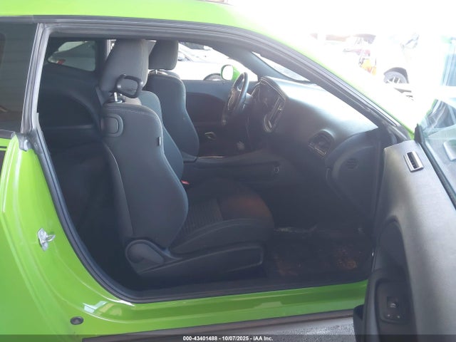 2017 DODGE CHALLENGER 2C3CDZFJ1HH632927 Photo 4