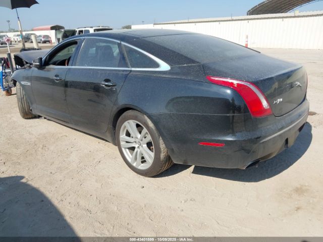 2012 JAGUAR XJ SAJWA2GB5CLV38577 Photo 2