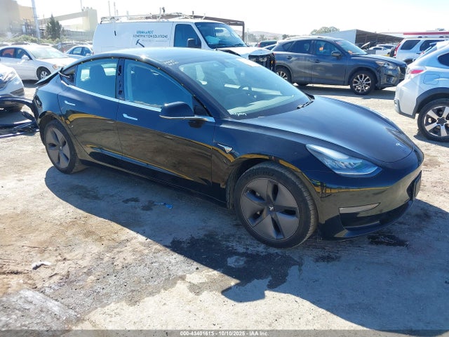 2019 TESLA MODEL 3 5YJ3E1EA8KF395443 Photo 0