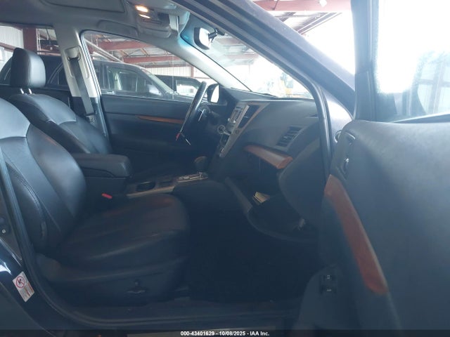 2013 Subaru Outback 2.5i Limited მანქანა იყიდება აუქციონზე, vin: 4S4BRBKC0D3232650, აუქციონის ნომერი: 43401629