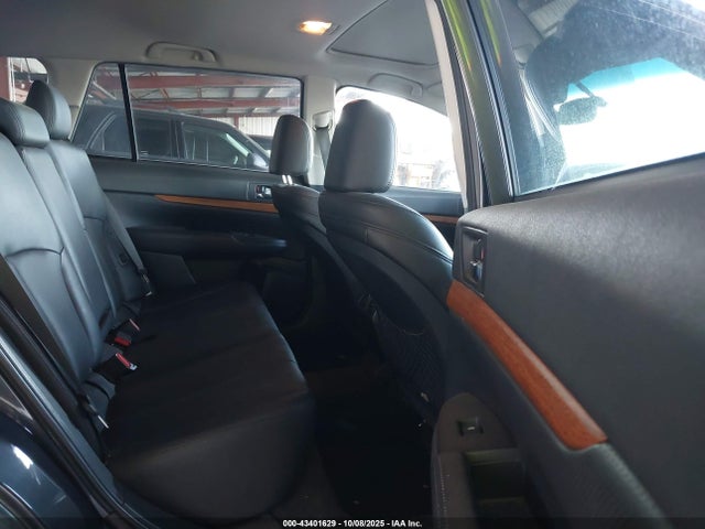 2013 Subaru Outback 2.5i Limited მანქანა იყიდება აუქციონზე, vin: 4S4BRBKC0D3232650, აუქციონის ნომერი: 43401629