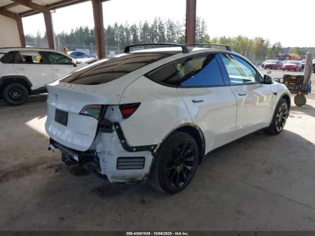 2021 TESLA MODEL Y 5YJYGDEE6MF138868 Photo 3