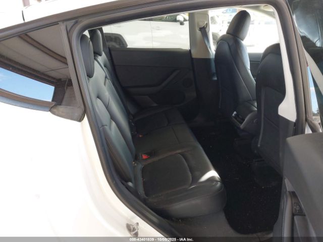 2021 TESLA MODEL Y 5YJYGDEE6MF138868 Photo 7