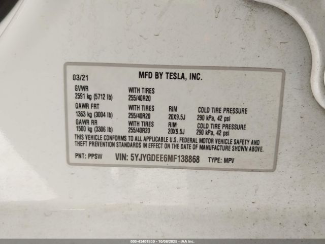2021 TESLA MODEL Y 5YJYGDEE6MF138868 Photo 8