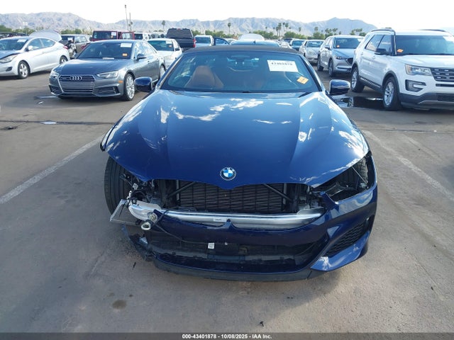 WBAFY4C0XNCH65728 BMW m850i