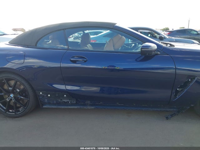 WBAFY4C0XNCH65728 BMW m850i