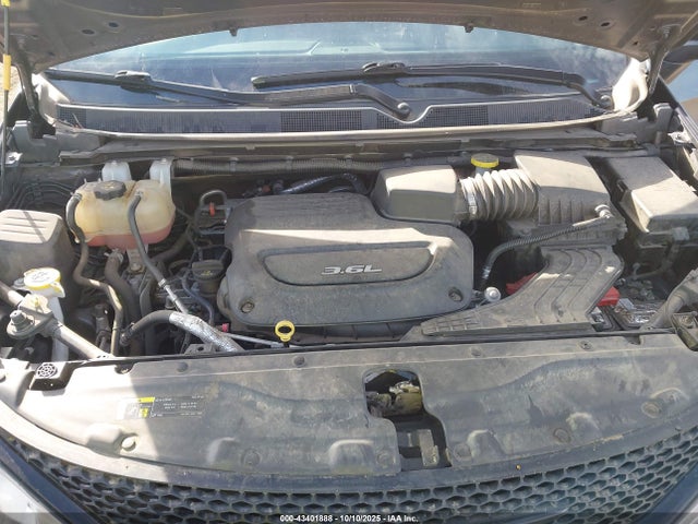 2C4RC1FGXJR228832 Chrysler Pacifica Touring Plus