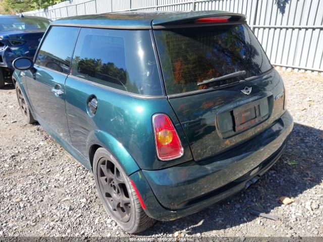 2003 MINI COOPER S WMWRE334X3TD67354 Photo 2