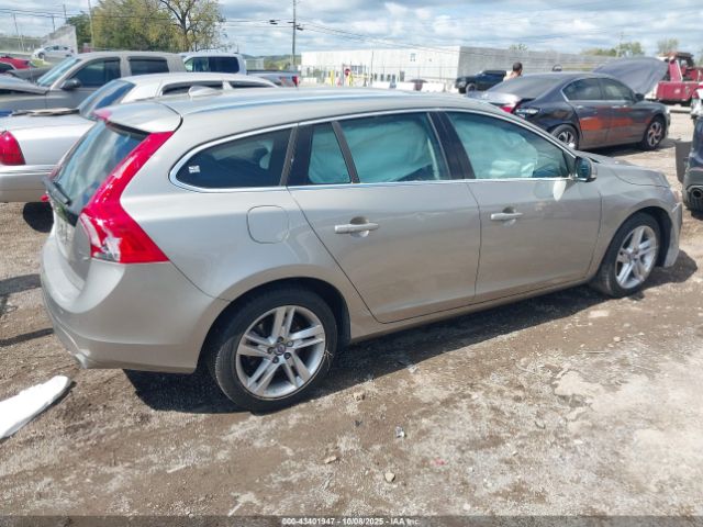 2015 VOLVO V60 YV140MEK5F1264895 Photo 3