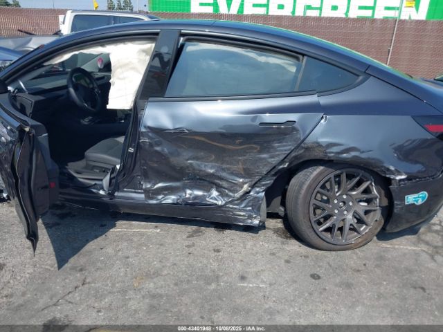 2025 TESLA MODEL 3 5YJ3E1EA3SF976350 Photo 5