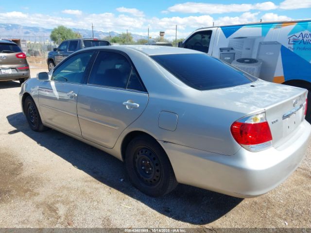 2005 TOYOTA CAMRY 4T1BE32K05U023171 Photo 2