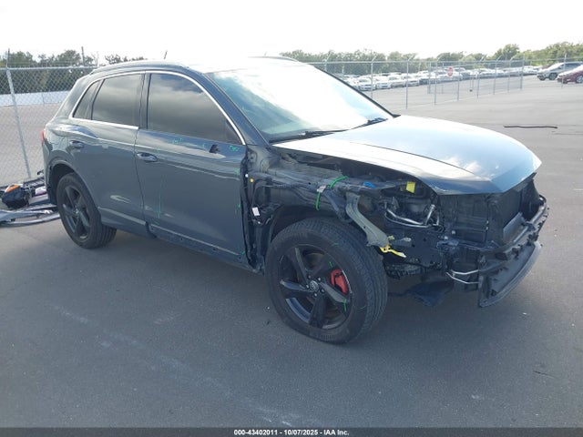 2020 AUDI Q3 WA1AECF38L1026881 Photo 0