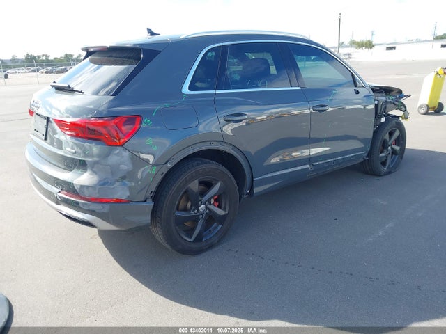 2020 AUDI Q3 WA1AECF38L1026881 Photo 3