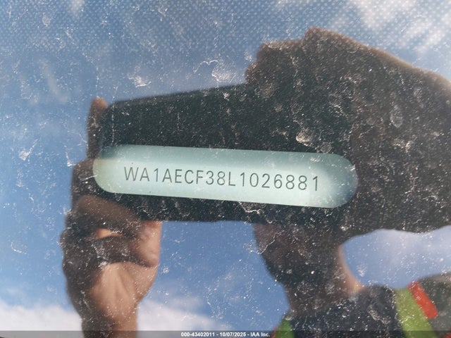2020 AUDI Q3 WA1AECF38L1026881 Photo 8