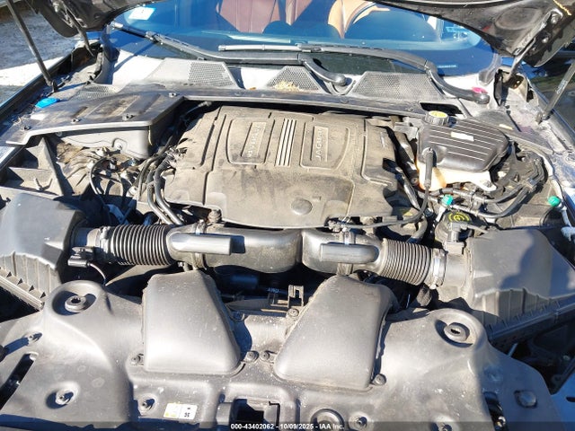 2015 JAGUAR XJ SAJWJ2GD4F8V77220 Photo 9