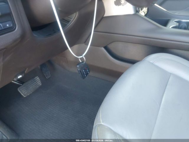 2021 CHEVROLET SUBURBAN 1GNSCCKD8MR146950 Photo 10