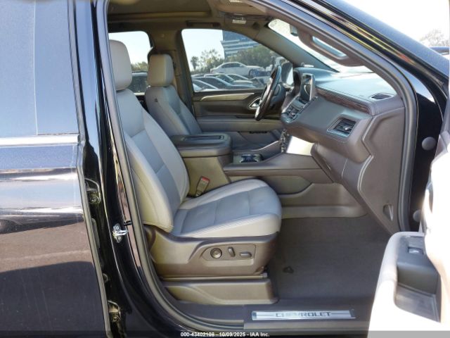 2021 CHEVROLET SUBURBAN 1GNSCCKD8MR146950 Photo 4