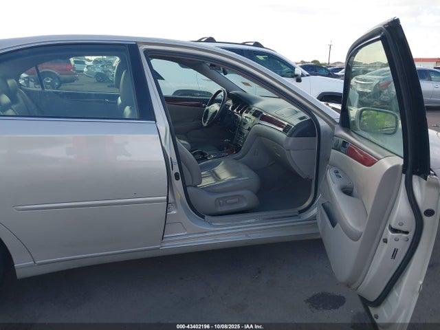 Продажа на аукционе авто 2003 Lexus Es 300, vin: JTHBF30G130135755, номер лота: 43402196