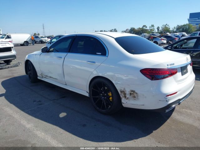 2021 MERCEDES-BENZ E 350 W1KZF8DB6MA918311 Photo 2