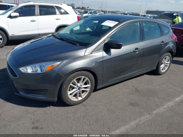 2018 FORD FOCUS 1FADP3K26JL218138 Photo 1