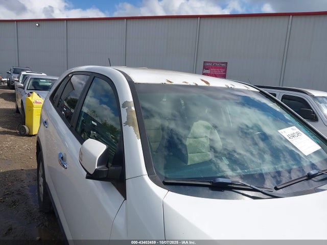 Продаж на аукціоні авто 2011 Kia Sorento Lx, vin: 5XYKT3A15BG068252, номер лоту: 43402459