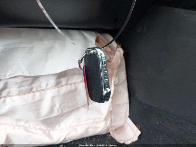 2024 KIA NIRO PLUG-IN HYBRID KNDCR3LF7R5195972 Photo 10