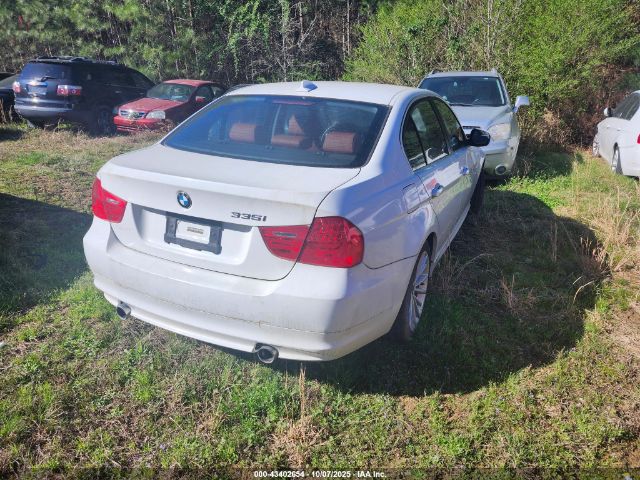 2011 BMW 335I WBAPM5C53BE577244 Photo 3