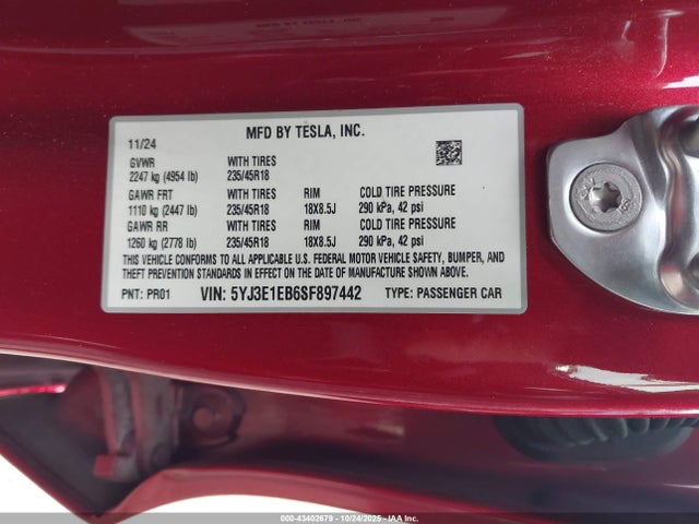 2025 TESLA MODEL 3 5YJ3E1EB6SF897442 Photo 8