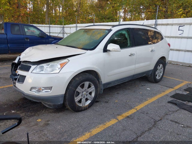 2012 CHEVROLET TRAVERSE 1GNKVGED7CJ270038 Photo 1