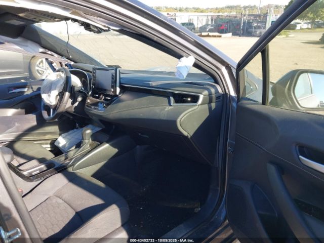 2021 TOYOTA COROLLA JTND4MBE8M3139153 Photo 4