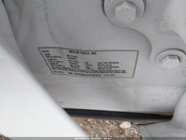 2023 TESLA MODEL Y 7SAYGDEE2PF697616 Photo 8
